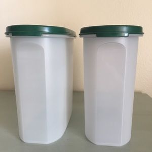 Set of two Tupperware Modular Mates containers.